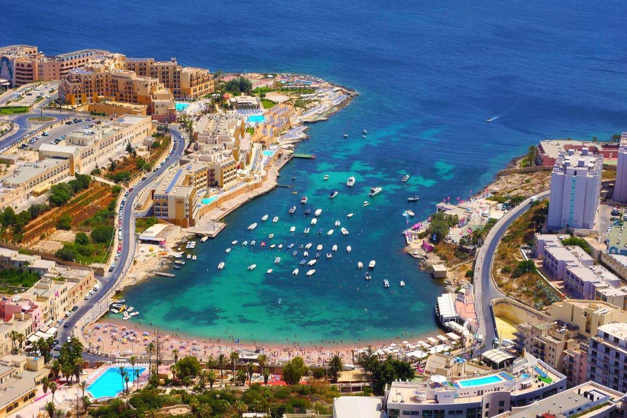 Prime Location Apartment With Side Seaviews Sliema Extérieur photo